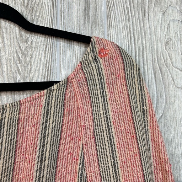 Billabong Vertical Striped Poncho Lance Up V Neck with Fringe Red Gray M/L - Picture 14 of 14